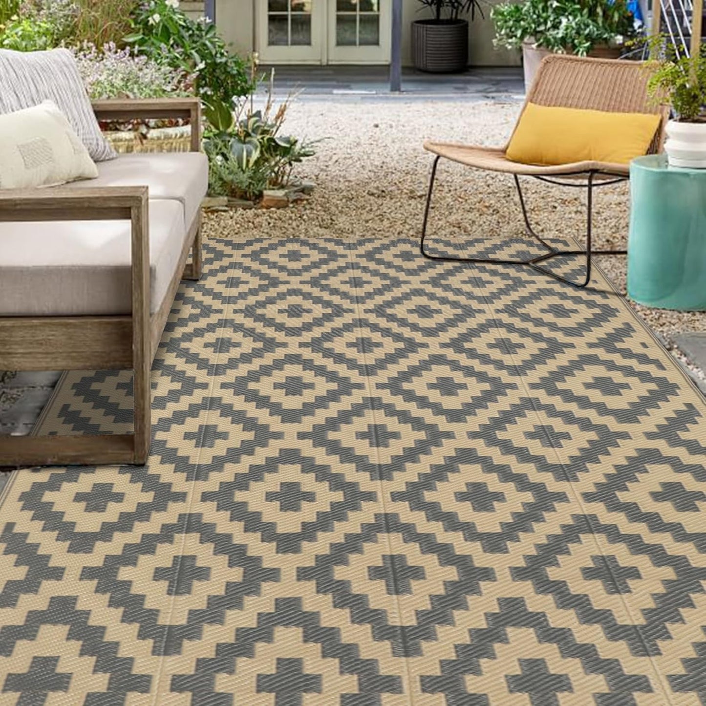 SAND MINE Reversible Mats with Led Strip Lights, Plastic Straw Rug, Modern Area Rug, Large Floor Mat for Outdoors, Patio, Backyard, Deck, Picnic, Camping, Black & Beige, 8' x 10'