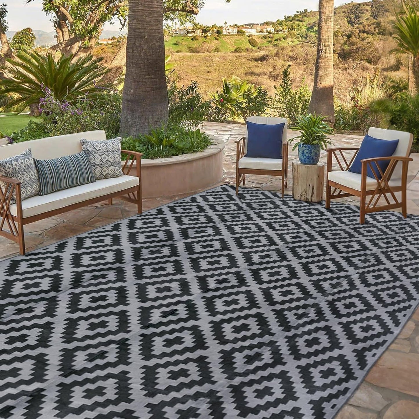 SAND MINE Reversible Mats with Led Strip Lights, Plastic Straw Rug, Modern Area Rug, Large Floor Mat for Outdoors, Patio, Backyard, Deck, Picnic, Camping, Black & Beige, 8' x 10'
